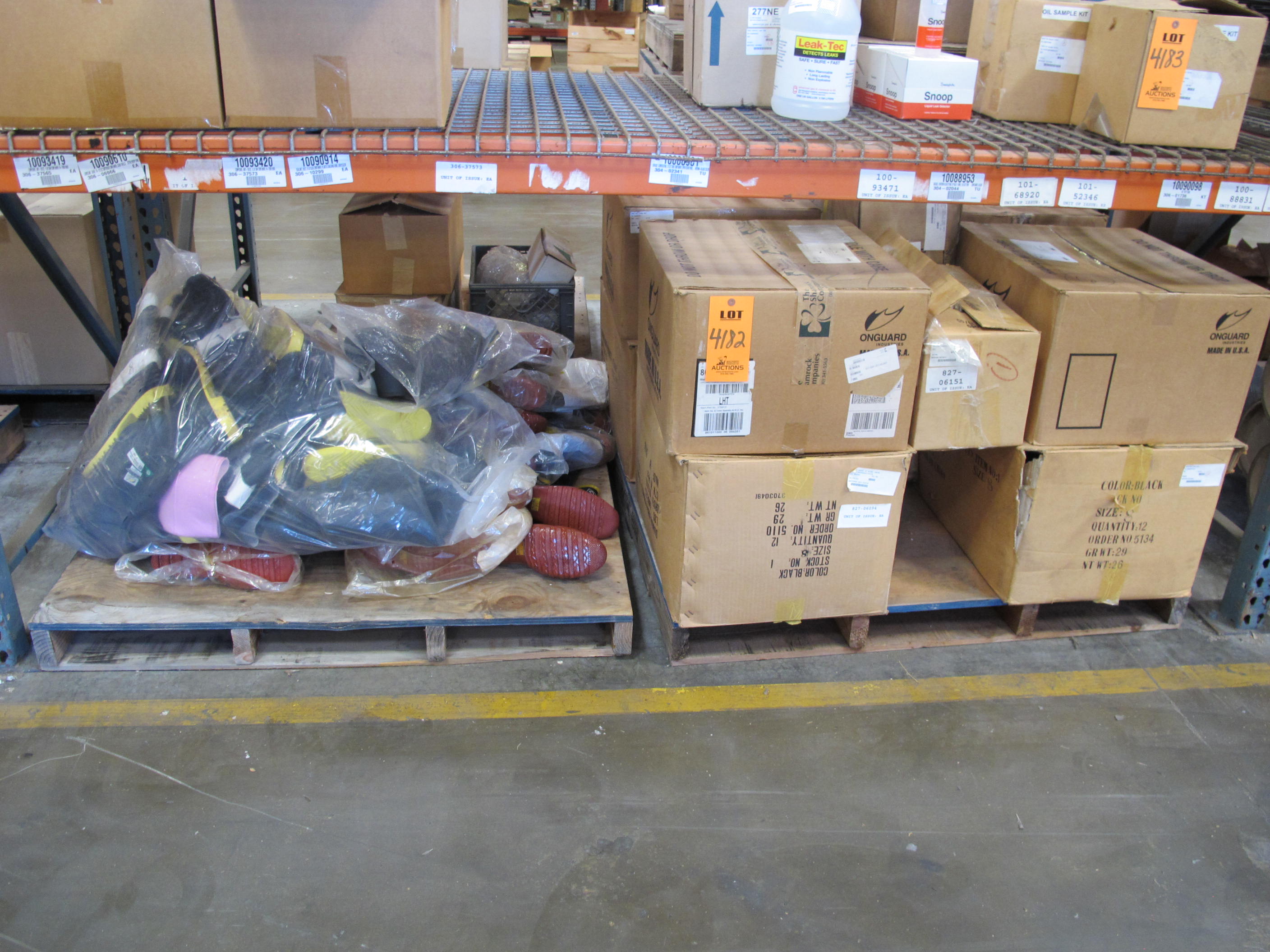 LOT TO INCLUDE: (100+) LARGE QUANTITY OF MISC RUBBER BOOTS. LOADING & HANDLING FEE $15-4182